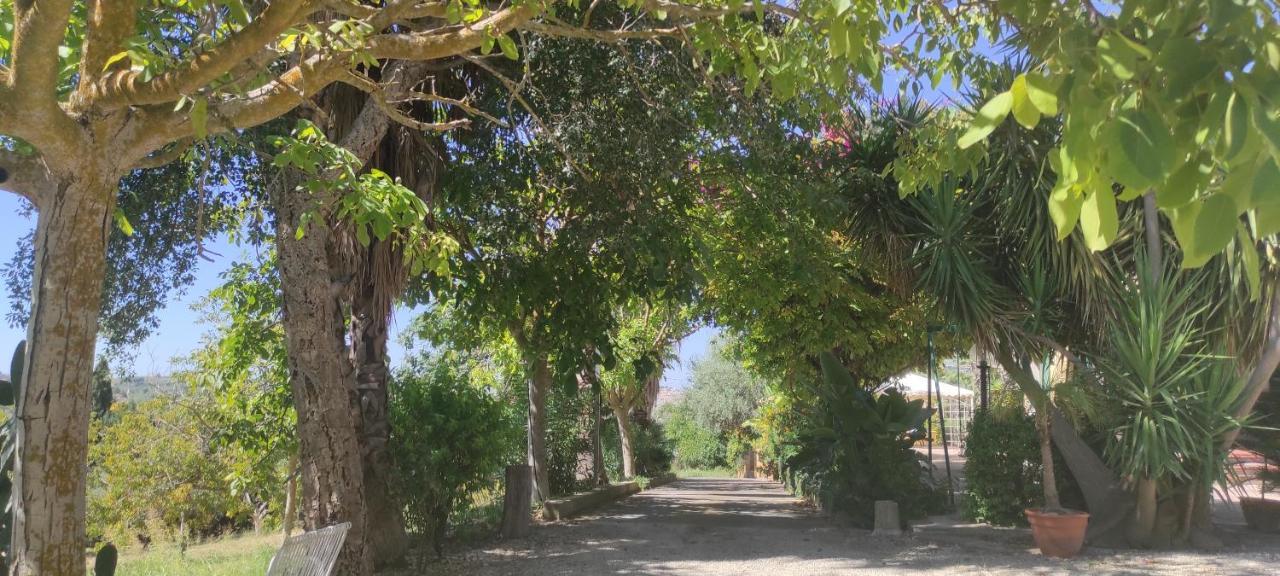 Pietraperzia Donna Caterina House, Holiday Villa מראה חיצוני תמונה