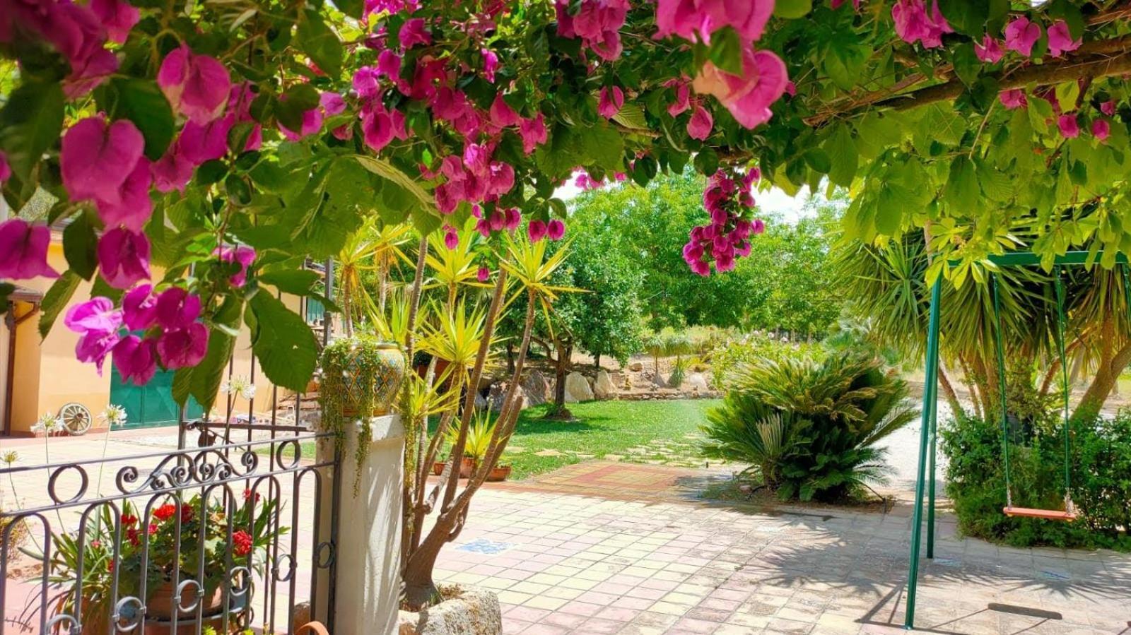Pietraperzia Donna Caterina House, Holiday Villa מראה חיצוני תמונה